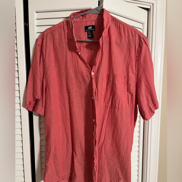 H&M Short-Sleeve Button Down Linen Shirt, Red, XL - Picture 1 of 1